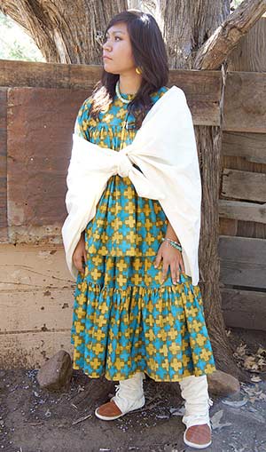 traditional apache clothing