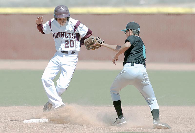 Ganado tops Pinon with hit parade