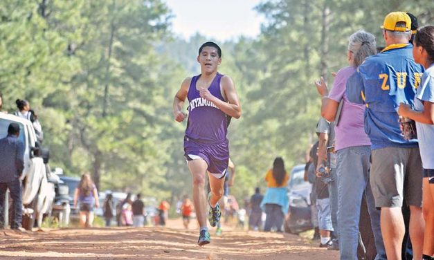 Zuni, Laguna-Acoma boys have the personnel to repeat Miyamura’s Thomas looking to extend win streak