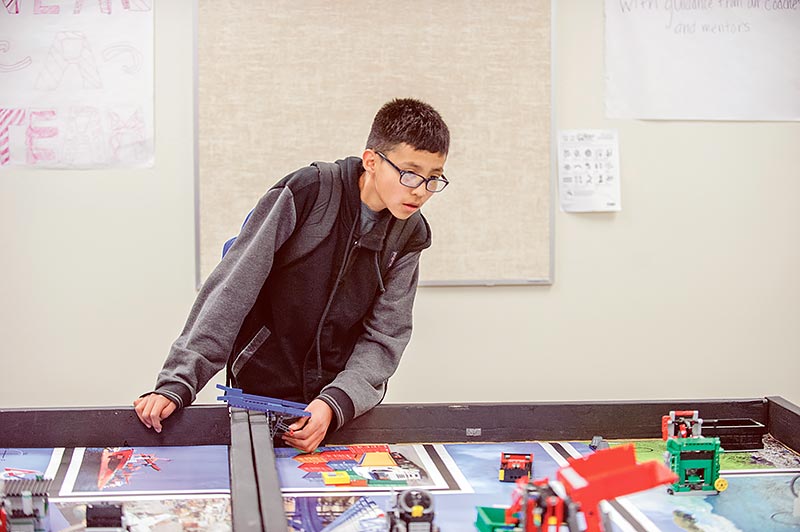 Ganado students build robots as part of STEM curriculum