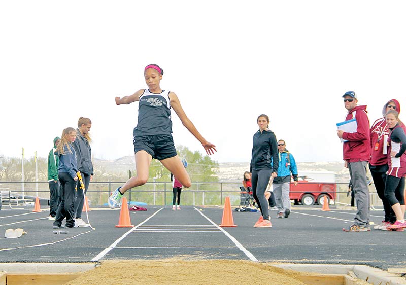 Navajo Prep sophomore looking for a state title