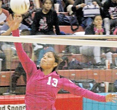 Volleyball: Shiprock High defeats Navajo Prep