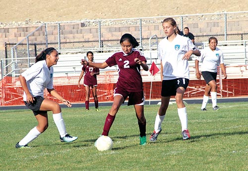 Navajo Prep ends drought against Lady Lynx