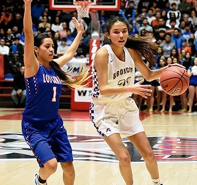 Los Lunas outduels Kirtland Central in 4A final