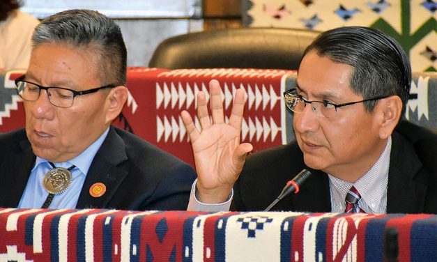 Nez stresses unity, but some delegates skeptical