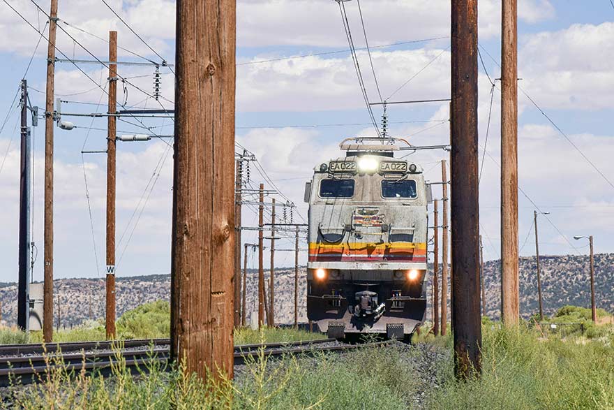 Workers say goodbye to coal train