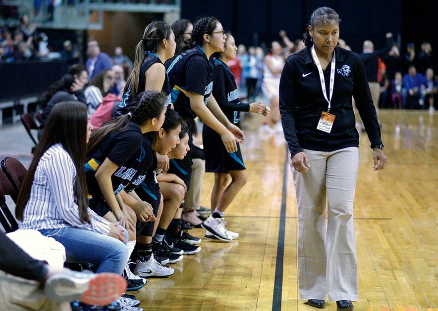 Female Diné coaches take stage at state final