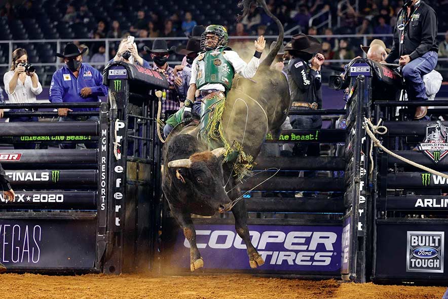 Whitehorse caps PBR with 3 90-point rides