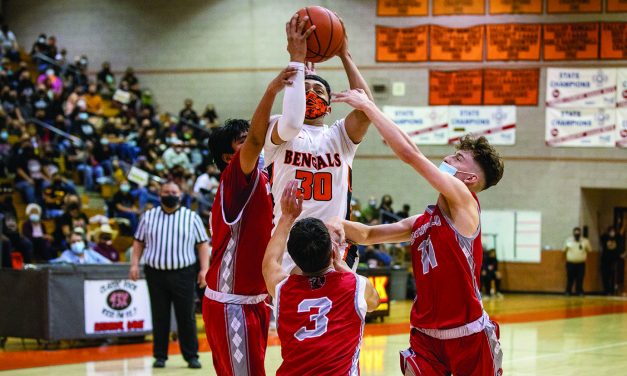 ‘That’s why I love this team’: Gallup outshines Bernalillo, drives into final four