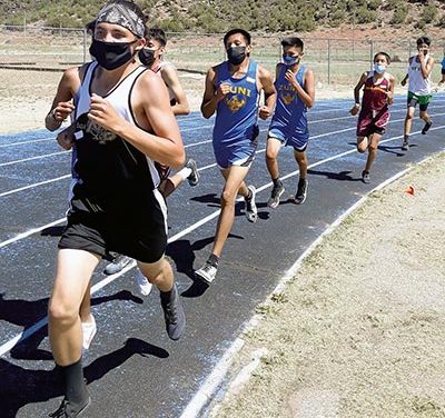 Running for hardware: After fall sports canceled, Navajo Prep runner takes aim at state