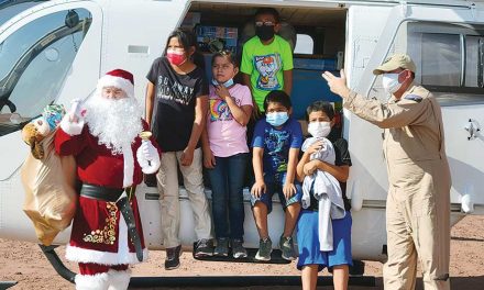 ‘Christmas in June’: Veterans group flies Santa Claus to Chinle