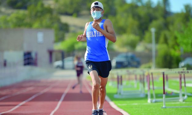 Navajo Pine freshman chasing Triple Crown