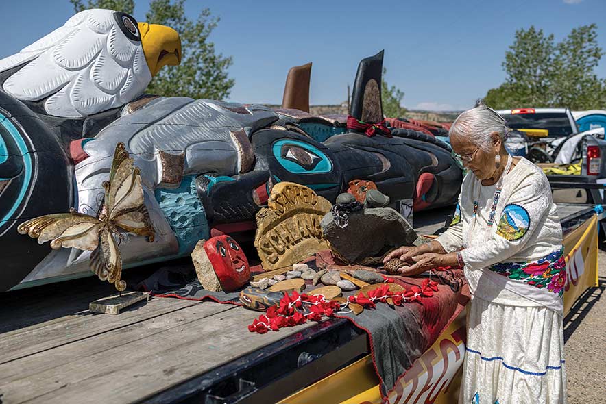 ‘May we be strong, may our prayers be heard’:  Lummi totem pole stops in Bears Ears, Chaco Canyon enroute to D.C.