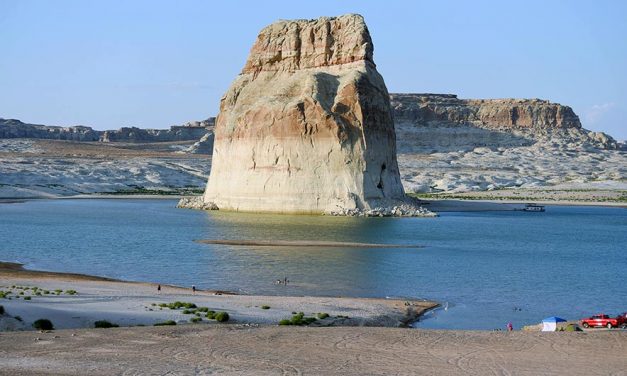 Lake Powell sees decreasing levels as drought continues