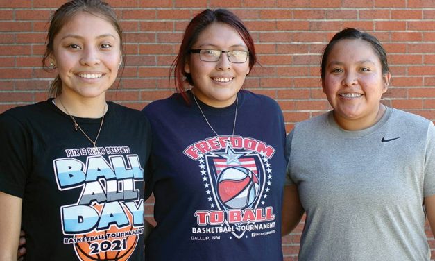3 Diné players join diverse STCC basketball team
