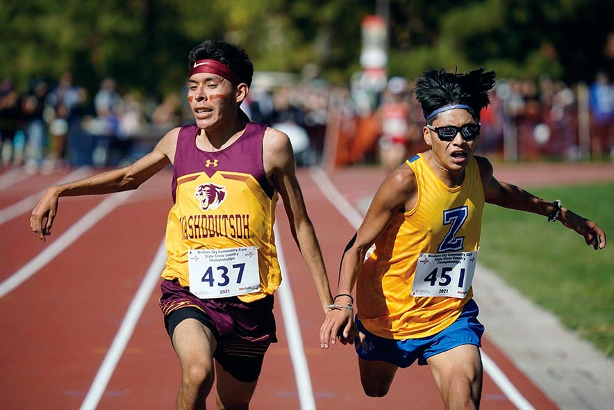 New Mexico state champ shares ‘Runner of the Year’ award with Ganado, Holbrook harriers