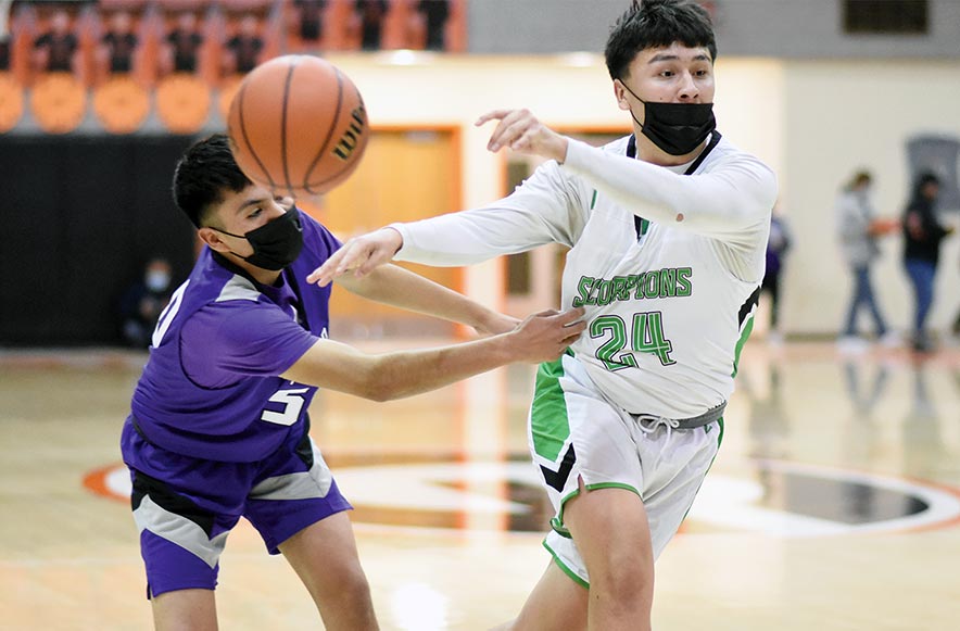 Farmington boys to battle Socorro in Gallup tournament title game