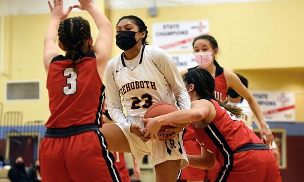 Lady Lynx, Zuni crowned tourney co-champions
