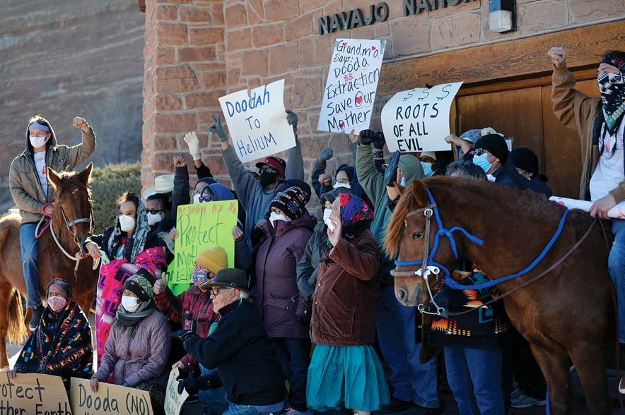 Ceremonies – ‘our only hope’:  Feud erupts over helium mining in Tsé ‘Ałnáozt’i’í