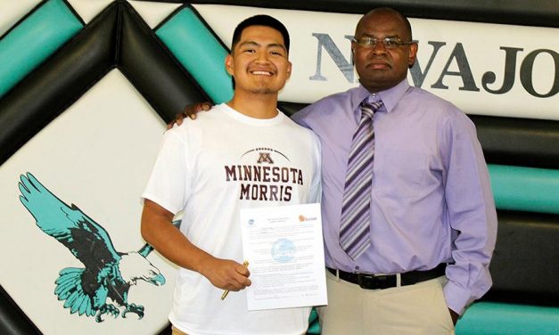 Navajo Prep graduate to play college football in Minnesota