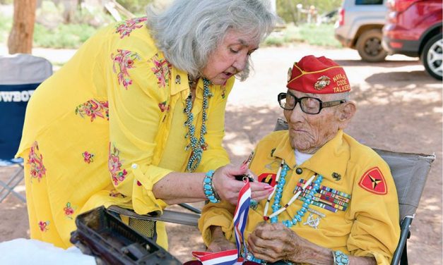 Four Navajo Code Talkers receive  American Spirit Award, medallions