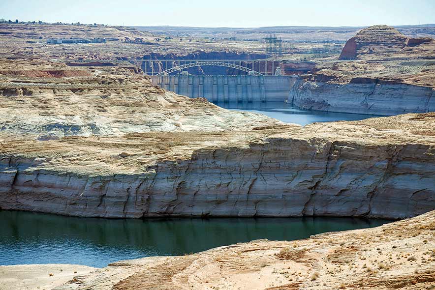 Tó Niłtólí members say 3,720-foot contour line was intended to keep Diné from Lake Powell