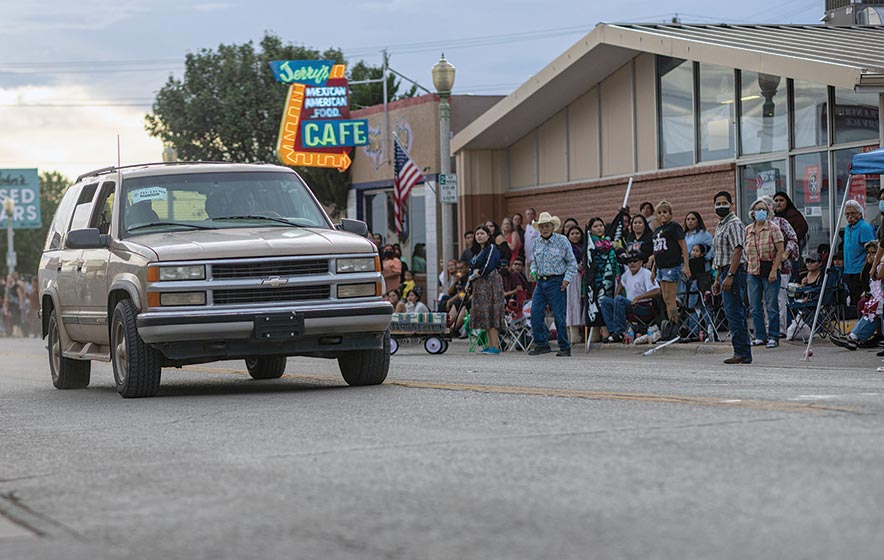 SUV plows through 100th annual Gallup Intertribal Ceremonial parade