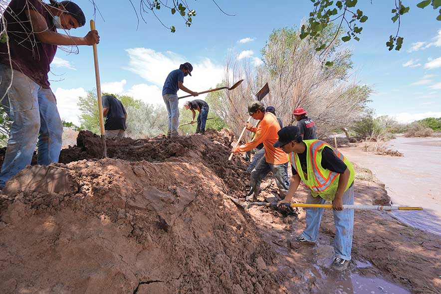 Chinle youth work to save elderly from floods