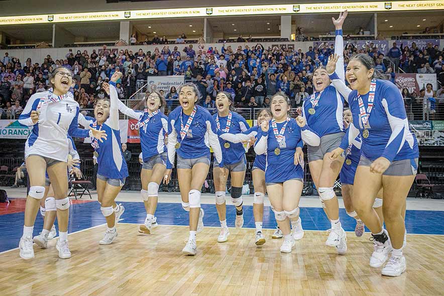 ‘That much sweeter’: Laguna-Acoma repeat as 2A champs