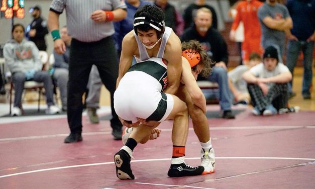 MV wrestling: Mustangs gets four sectional champs heading into state