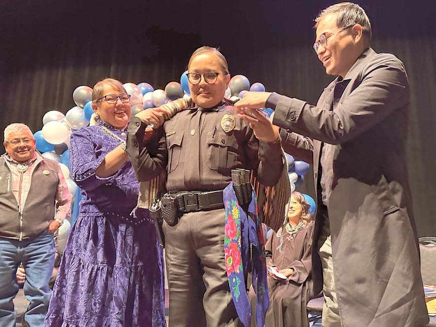 Erin Toadlena Pablo Is Gallups New Police Chief First Diné Woman Leading Nanízhoozhí Police 