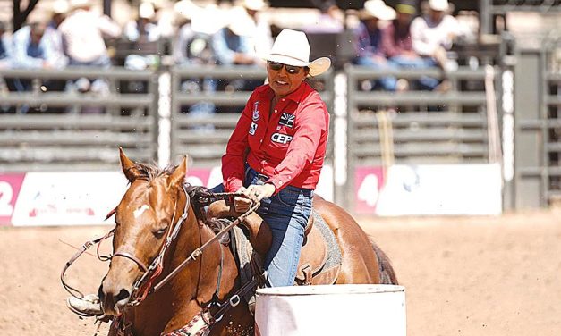 ‘Hit or miss’, Dilkon barrel racer wins Navajo Ag Expo with new horse