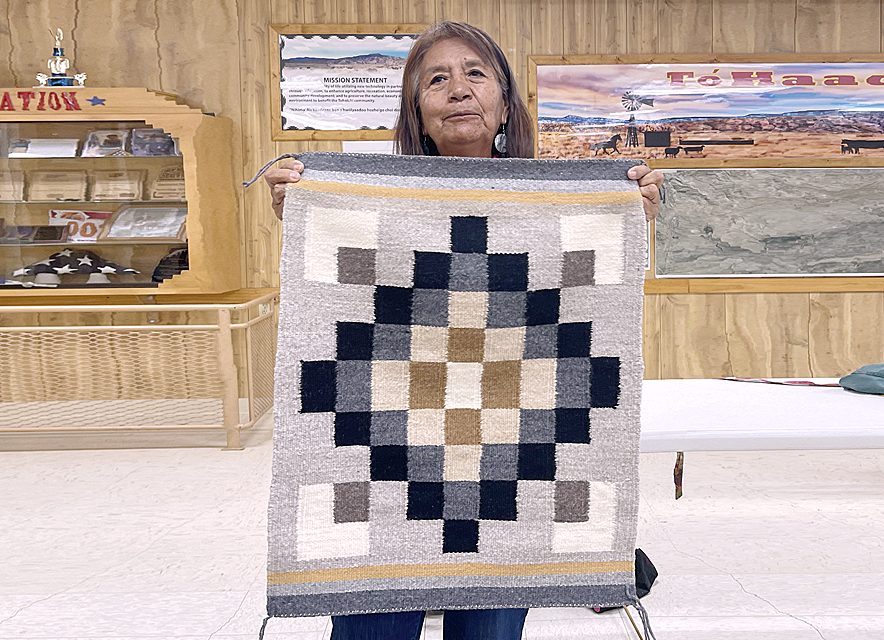 Navajo retirees come together to learn weaving skill