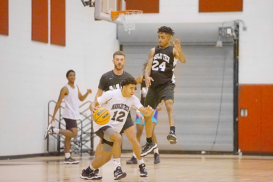NTU men’s basketball ‘stepping out of comfort zone’: Skyhawks opens season with exhibition game Sunday