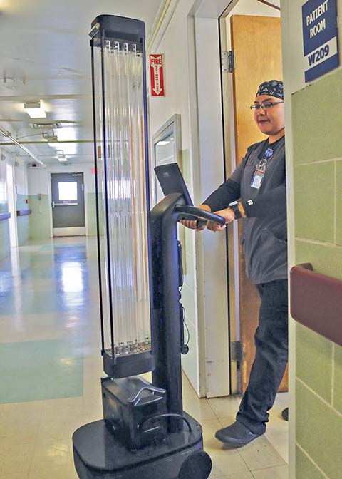 Robots help to ensure maximum cleanliness at hospital