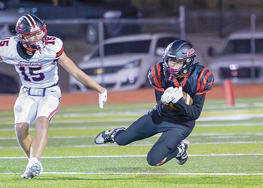 N.M. football roundup: Scorpions, Tigers advance in state playoffs