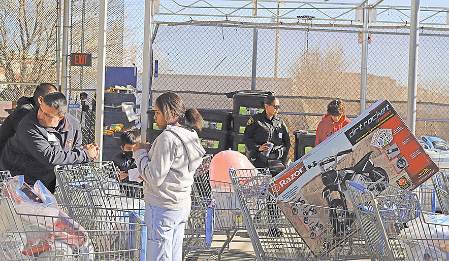 Local school children shop with ‘Heroes’