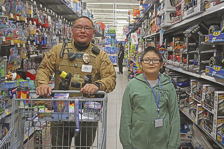 Local school children shop with ‘Heroes’