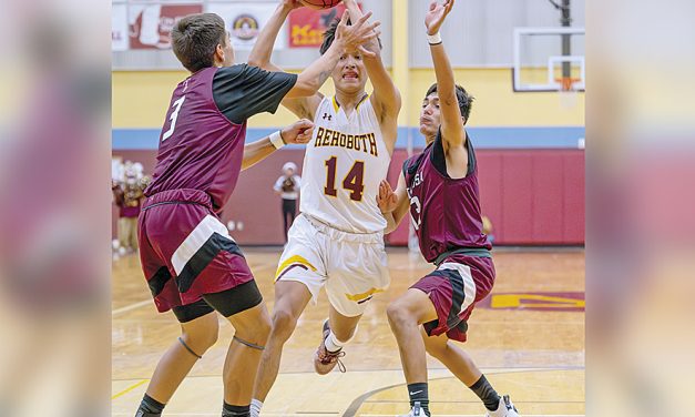 Tularosa holds off Lynx in tourney finale