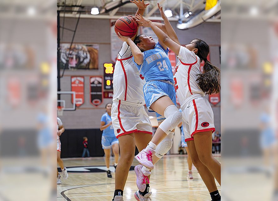 Battle to the end: Window Rock earns Lomasney Invite championship with exciting win over Lady Bengals