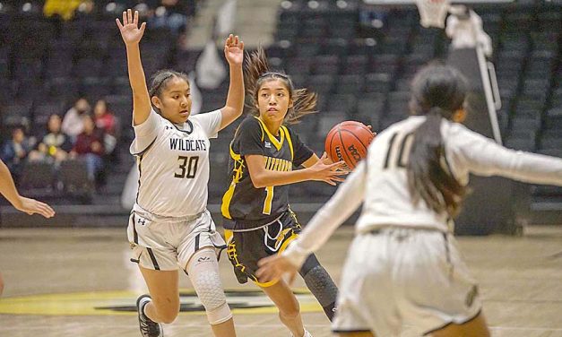 Chinle teams come up short in tourney finals