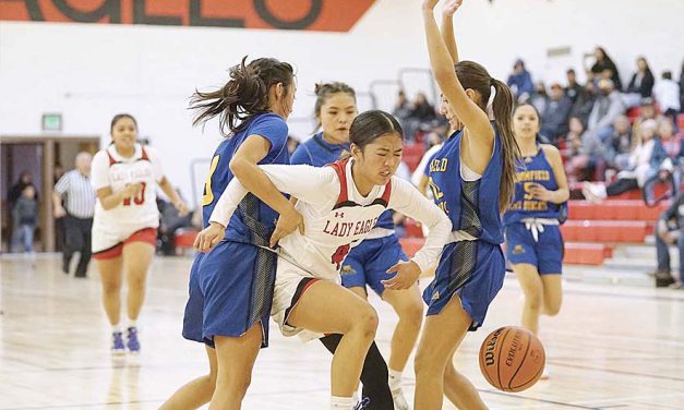 No. 4 Lady Bobcats bounce back with win over Crownpoint