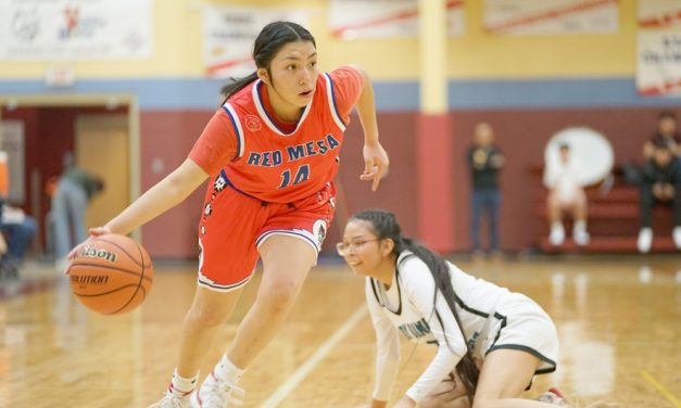 Red Mesa uses fourth-quarter surge to make title game