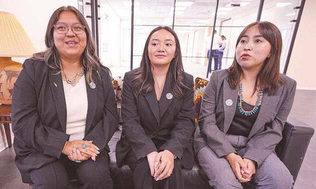 Empowering future Navajo leaders through internships in Wááshindoon