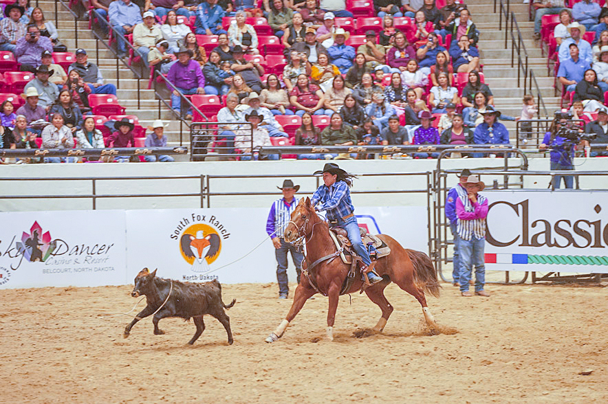 Ganado cowgirl stays in the hunt for INFR breakaway crown