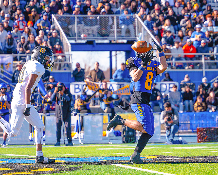 4A State Champs: Bloomfield overpowers St. Pius X, 62-28, in title game