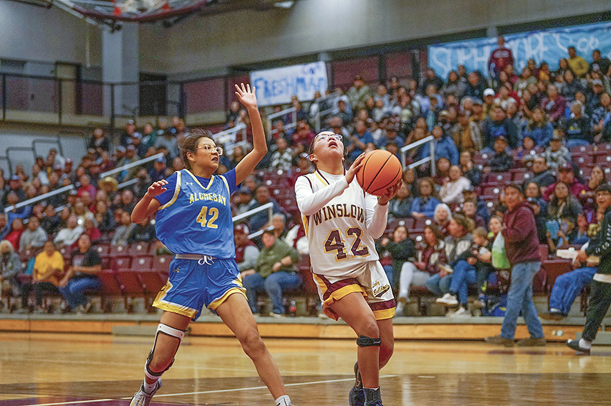 Winslow girls snap four-game losing streak