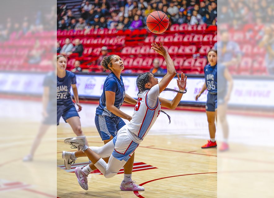 Sandia pulls away in second half, advances to 5A semifinals