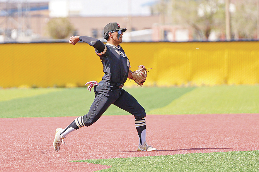 Chinle outlasts Sand Devils for regular season crown