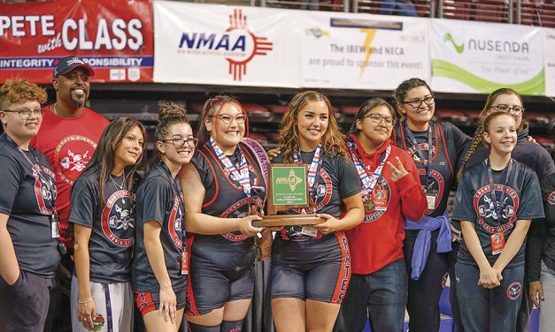 Grants powerlifting team takes home three gold medals at state